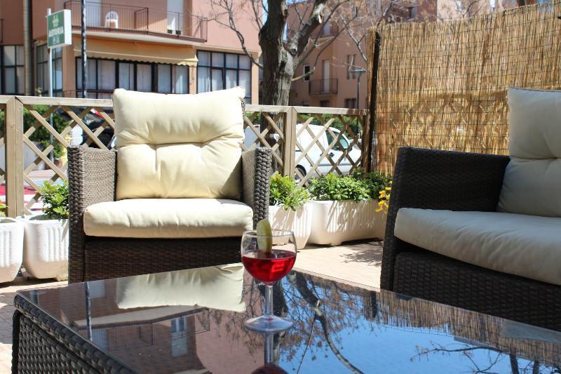 Hotel Caesar Pesaro Exterior foto